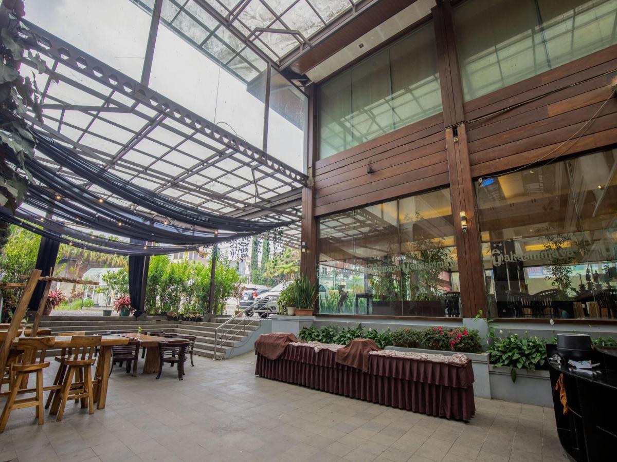 Takashimaya Hotel & Convention Lembang Esterno foto